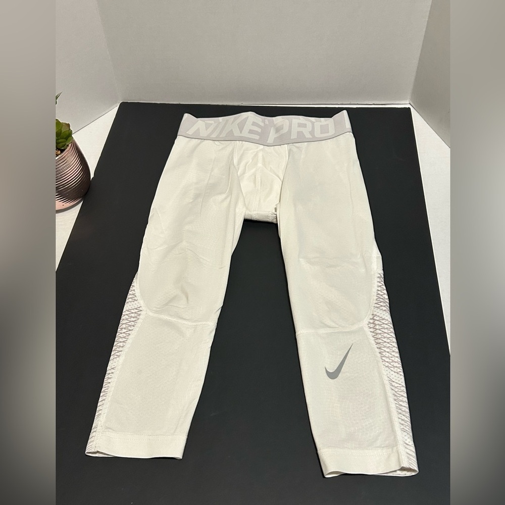 Nike Pro Cream Leggings